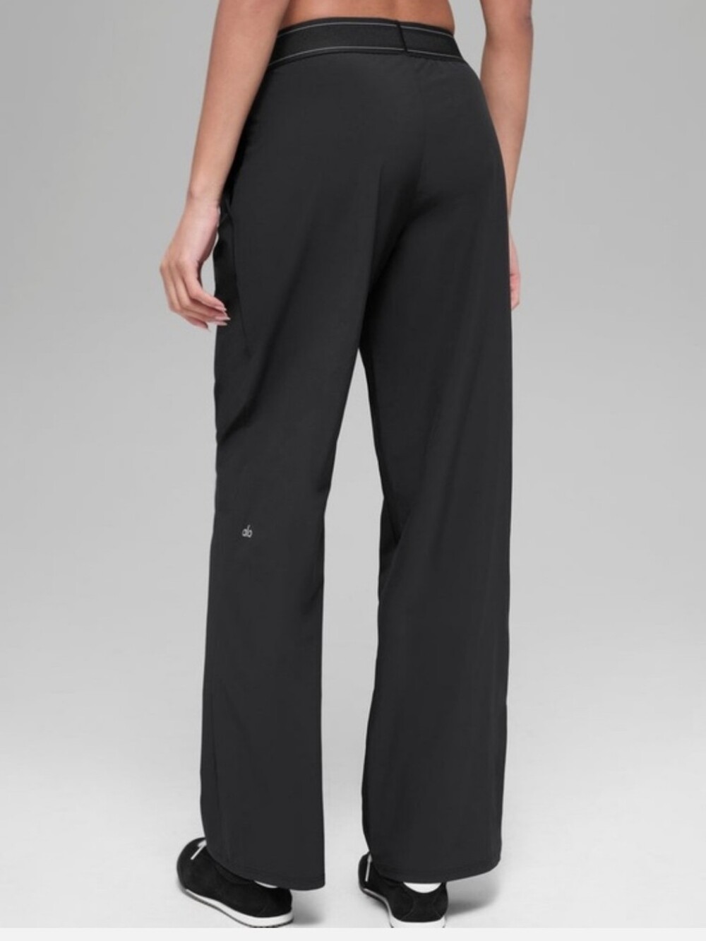 NWT ALO Yoga Suit Up Trousers Wide Leg Black Pants XS Black - Picture 2 of 2